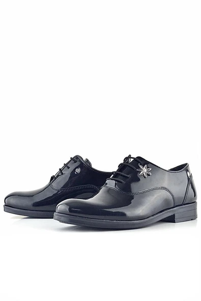 Rakerplus Siyah Rugan Bağcıklı Çiçek Detaylı Çocuk Klasik Ayakkabısı - Resim 6