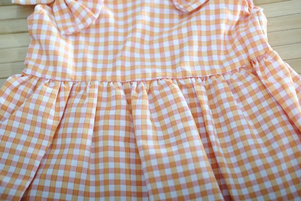 Kareli Desenli Ekose Fırfırlı Omuzdan Bağlamalı Yazlık Elbise Yavru Ağzı - Resim 5