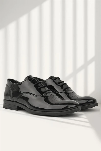 Rakerplus Smokin Siyah Rugan Desenli Bağcıklı Çocuk Klasik Ayakkabısı ürün görseli