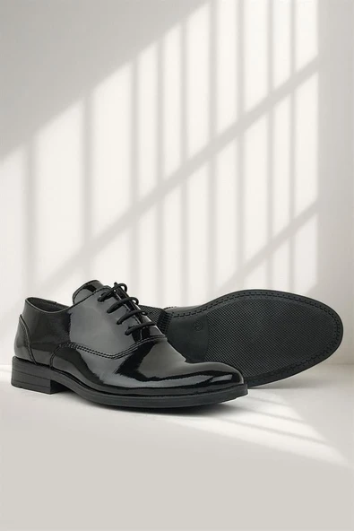 Rakerplus Smokin Siyah Rugan Bağcıklı Çocuk Klasik Ayakkabısı ürün görseli