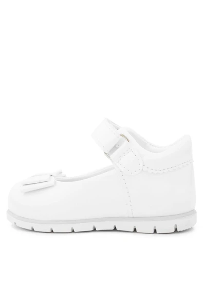 Rakerplus Beyaz Rugan Fiyonklu Papatya Detaylı Kız Bebek Babet Ayakkabı - Resim 5