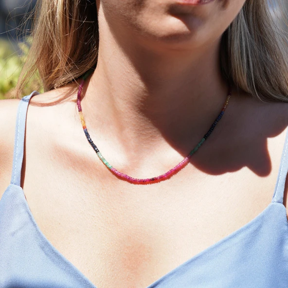 14 Ayar Altın Kaplama Gerçek ve Doğal Gölgeli Renkli Safir Taşlı Gümüş Kolye - NGS00106 ürün görseli 1