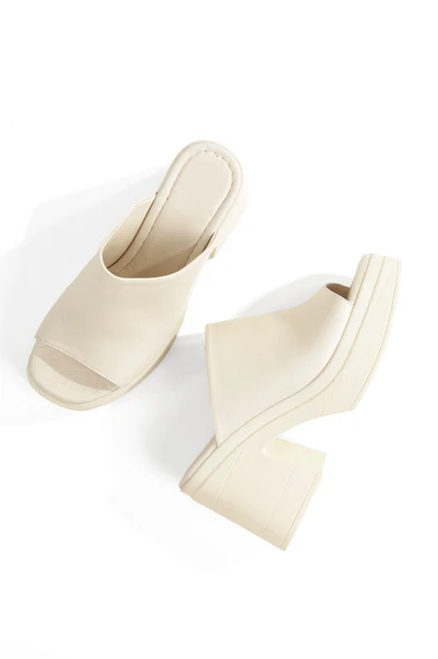 Forela Kırık Beyaz Hakiki Deri Kalın Taban Yüksek Platform Terlik