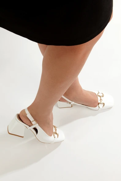 Cenova Beyaz Kalın Topuklu Tokalı Yazlık Sandalet - 3