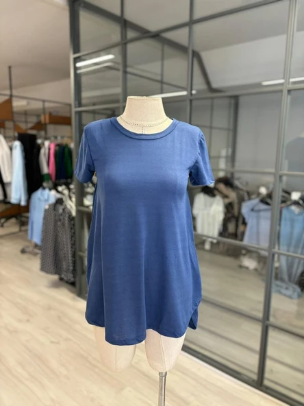 Kadın Türlü Viskon Kumaş Yırtmaç Detaylı Bluz - Resim 5