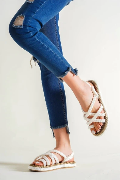 Artico Azuras Beyaz Çapraz Bantlı Halat Sandalet ürün görseli