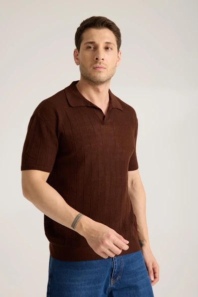 Erkek Polo Yaka Dik Çizgi Dokulu Kahverengi Kısa Kollu Triko Tişört - Resim 2