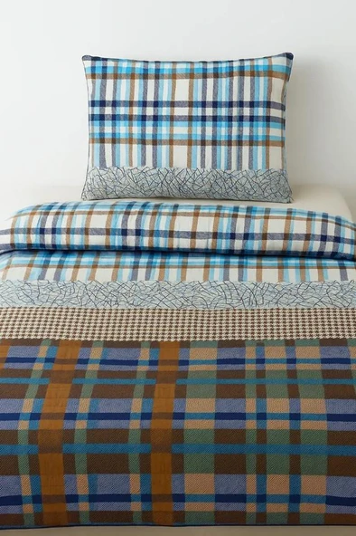 Sinada Çift Kişilik Ekose Desenli Elyaf Dolgulu 57 Tel Pike Seti ürün görseli