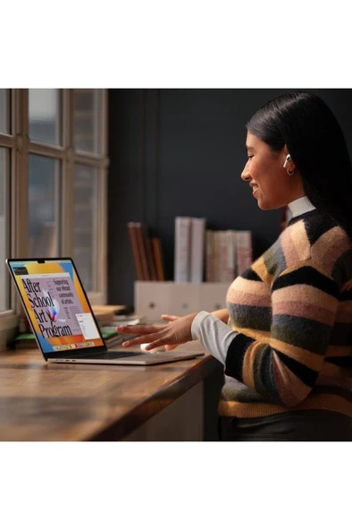 15-inch MacBook Air: Apple M2 chip with 8-core CPU and 10-core GPU, 512GB - Silver - Resim 11