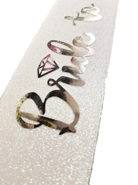 CEYLAN ADAM   Beyaz Üzeri Gümüş İtalik Alyanslı Bride To Be Yazılı Simli Işıltılı Kuşak Kemer 10x80 cm ürün görseli