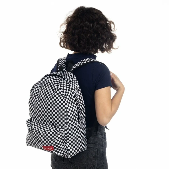 Kare Desenli Okul Çantası ürün görseli 1