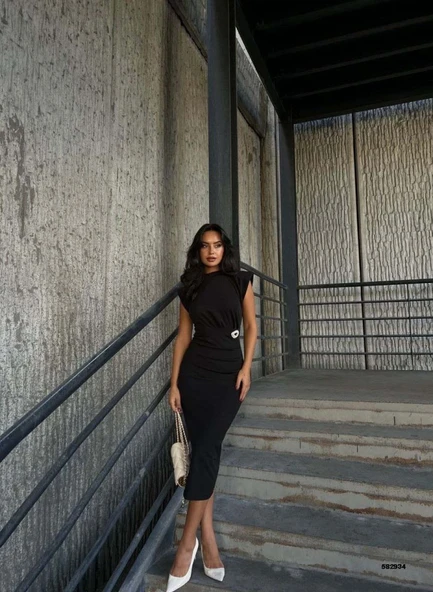 Kadın Bisiklet Yaka Vatkalı Broş Detay Kısa Kol Midi Boy Elbise - Resim 3