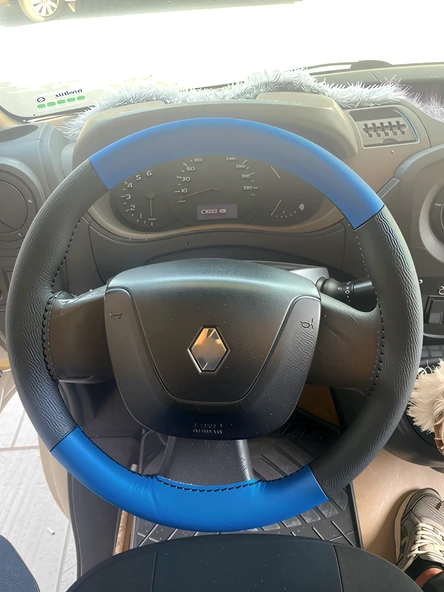 DİKİŞLİ DİREKSİYON KILIFI SİYAH DERİ MAVİ DERİ SİYAH DİKİŞLİ RENO MASTER (FOTODAKİ) İÇİN ürün görseli