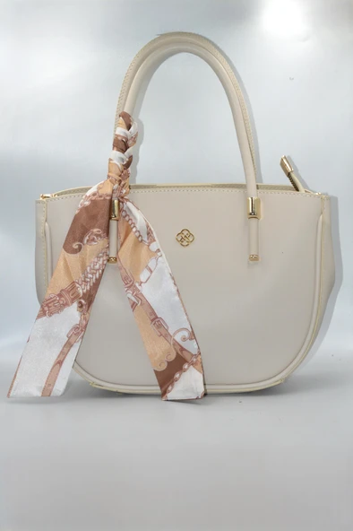 Kadın Bej Kurdele Süslü Fermuarlı Ve Askılı Günlük Şık Çanta