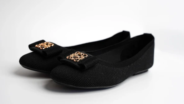 Assortie Siyah Örgü Altın Detaylı Fiyonklu Kadın Babet - 2