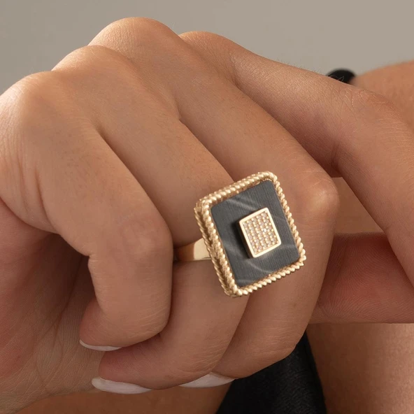 Özel Tasarım Kare Siyah Mineli Altın Yüzük - Resim 2