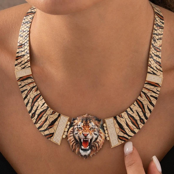 Özel Tasarım Aslan Figürlü Altın Kolye - Resim 2