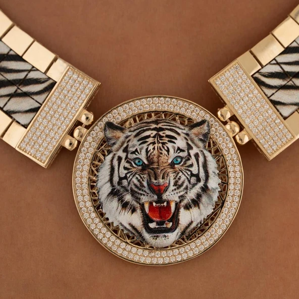 Özel Tasarım Beyaz Kaplan Altın Kolye - Resim 4