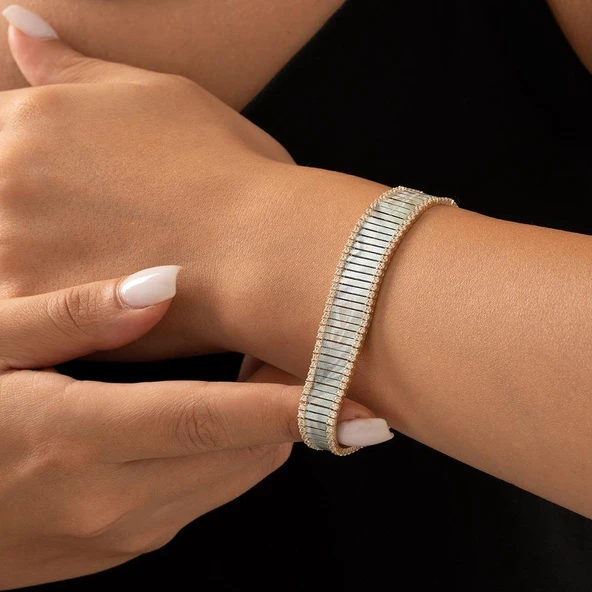 Mavi Mineli Özel Tasarım Altın Bileklik ürün görseli