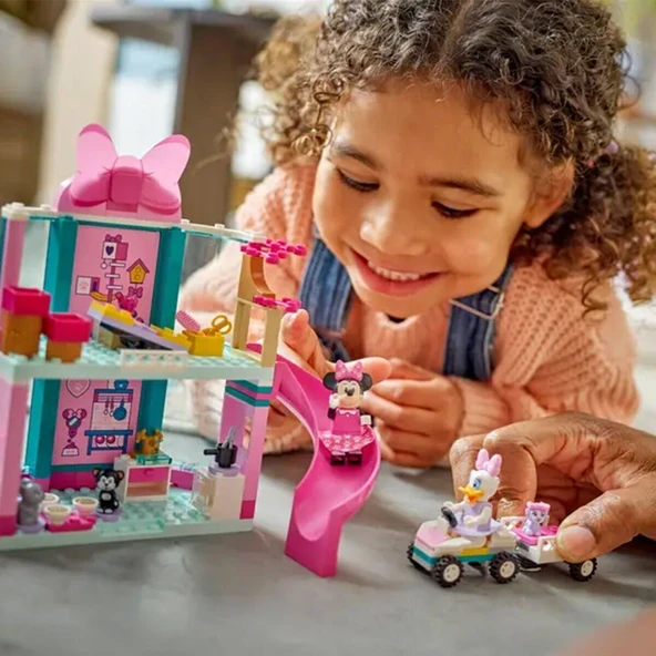 43274 Lego Disney Minnie'nin Evcil Hayvan Oteli 161 parça +4 yaş - 7