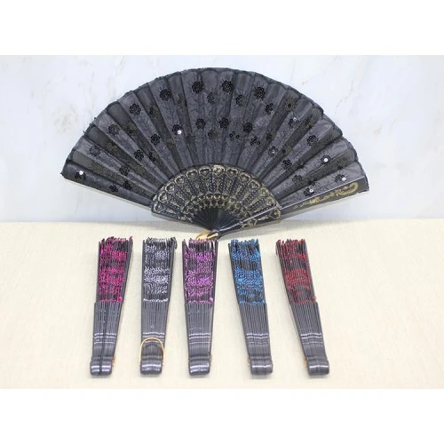 Plastik Pullu Yelpaze Siyah Renk ürün görseli