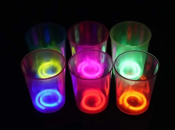 CEYLAN ADAM   Karanlıkta Yanan Gece Işığı Mega Glow Bardaklar 8 Adet 8.5 x 10.5 cm - Resim 4
