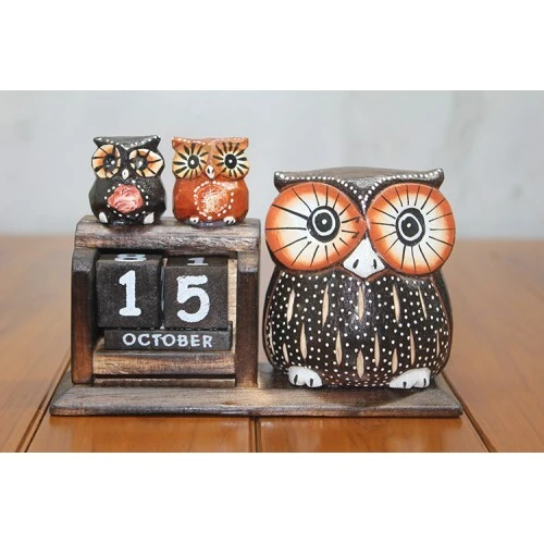 Ahşap Baykuş Takvim ürün görseli