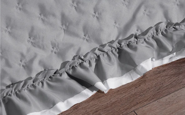 Kapitoneli Fırfırlı 3 Parça Çift Kişilik Yatak Örtüsü - 2