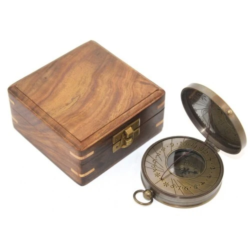 Ahşap Kutulu Pusula Model 8 ürün görseli