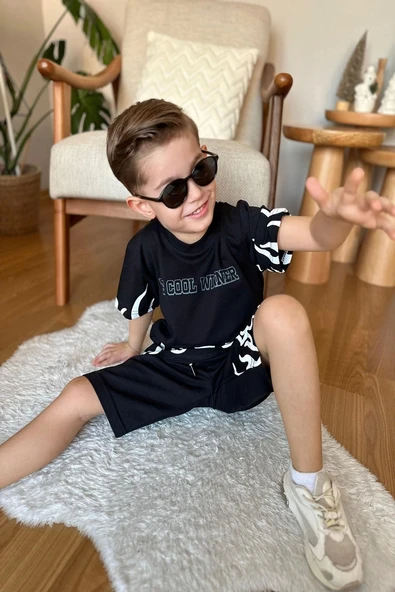 Yeni Sezon Alev Desenli Siyah Renk Erkek Çocuk Şortlu Takım - 3