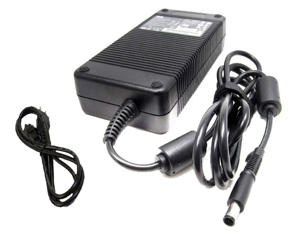 Dell DP/N: 06TM1C 6TM1C ile Uyumlu Notebook Adaptör Şarj Aleti - 5