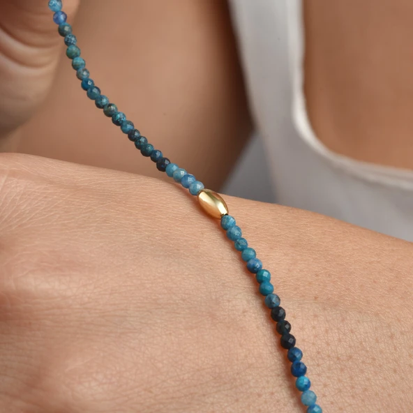14 Ayar Altın Kaplama Doğal Azurit 2,5 mm Fasetli Boncuklu Gümüş Bileklik - BGS00102 - Resim 2