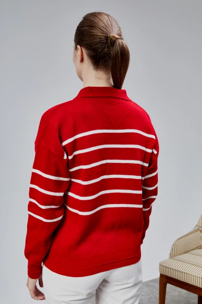 Kadın Polo Yaka Oversize Çizgili 4 Düğmeli Triko Kazak Kırmızı - Resim 8