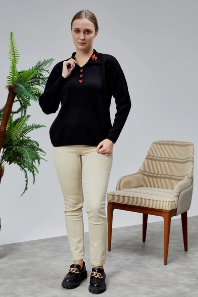 Kadın Polo Yaka Oversize Çiçek Nakışlı Triko Kazak Siyah - Resim 7