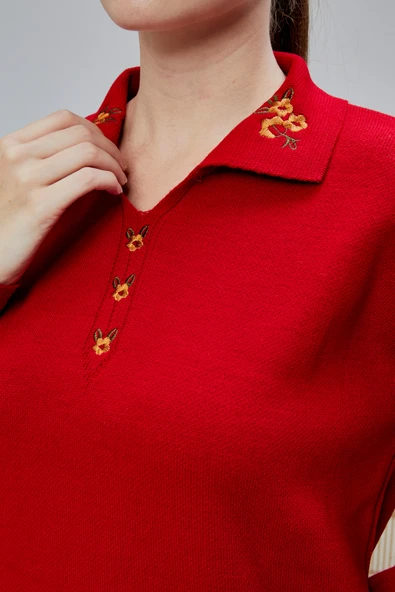 Kadın Polo Yaka Oversize Çiçek Nakışlı Triko Kazak Kırmızı - Resim 4