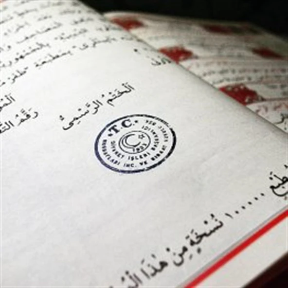 Orta Boy Kuranı Kerim Türkçe Meali Kuşe Sıvama Mor Renk Seccade Hediyeli - 2