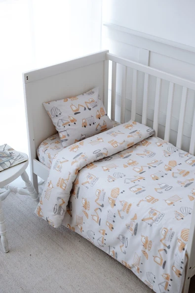 NOU İş Makinalı  Organik Çarşaflı Bebek Nevresim Seti (100X150 - 35x45 - 60x120) - Truck Attack - 2