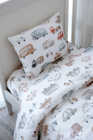 NOU Renkli Araçlı Organik Bebek Nevresim Takımı (100X150) - Vehicle Attack - 3