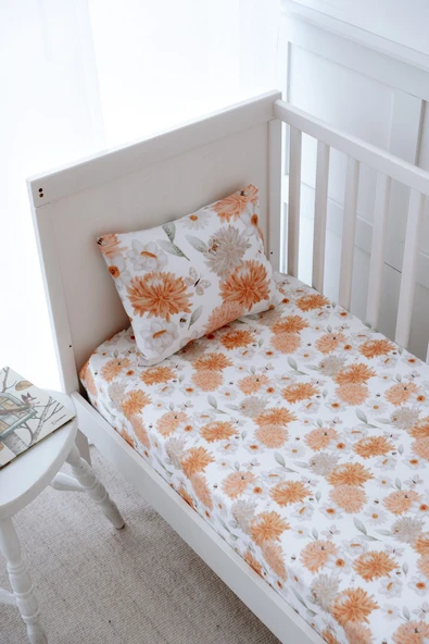 NOU Büyük Çiçekli Organik Bebek Lastikli Çarşaf Seti (80X140+15) - Flower Party