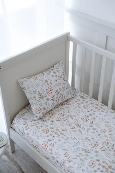 NOU Minimal Çiçekli Organik Bebek Lastikli Çarşaf Seti (55x95+15) - Woodland Floral