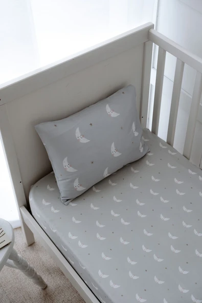 NOU Minik Aylı Organik Bebek Lastikli Çarşaf Seti (70X110+15) - Mini Moons