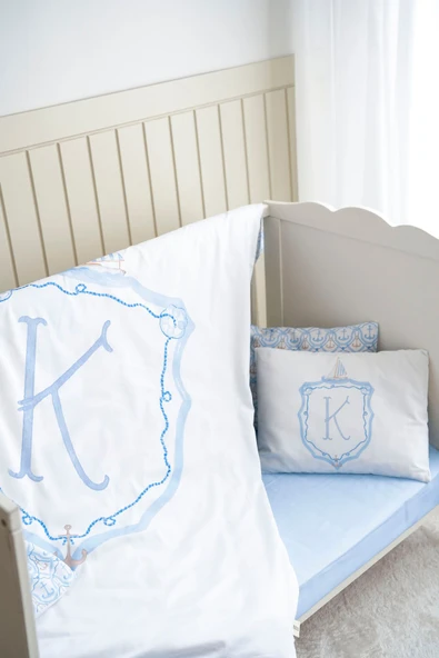 NOU Harf Serisi K Harfi Bebek Boy Nevresim Seti ( 100x150) - Noble Serie Mavi - 2