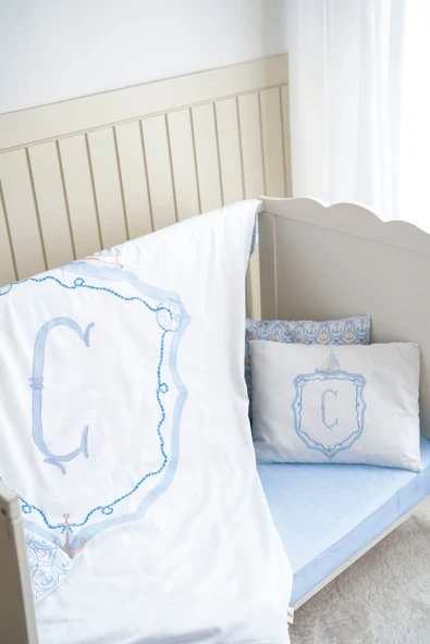 NOU Harf Serisi Ç Harfi Bebek Boy Nevresim Seti ( 100X150) - Noble Serie Mavi - 2