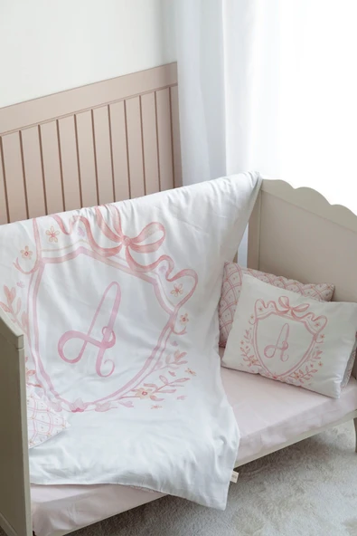 NOU Harf Serisi A Harfi Bebek Boy Nevresim Seti ( 100X150) - Noble Serie Pembe - Resim 3