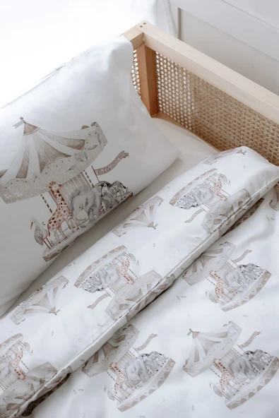 NOU Atlıkarıncalı Organik Tek Kişilik Nevresim Takımı (160x220) - Carousel