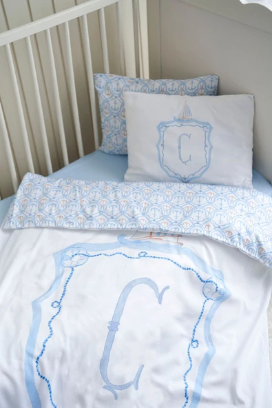 NOU Harf Serisi Ç Harfi Bebek Boy Nevresim Seti ( 100X150) - Noble Serie Mavi
