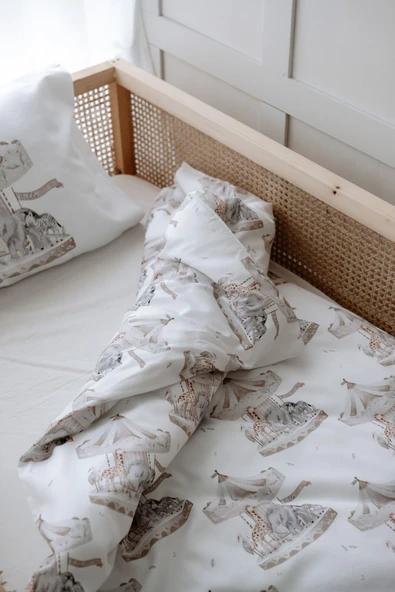 NOU Atlıkarıncalı  Organik Tek Kişilik Nevresim Takımı (160x220) - Carousel - 2