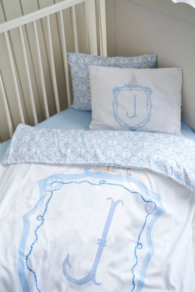 NOU Harf Serisi J Harfi Bebek Boy Nevresim Seti ( 100x150) - Noble Serie Mavi ürün görseli