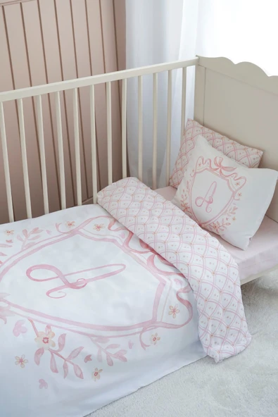 NOU Harf Serisi A Harfi Bebek Boy Nevresim Seti ( 100X150) - Noble Serie Pembe ürün görseli 1