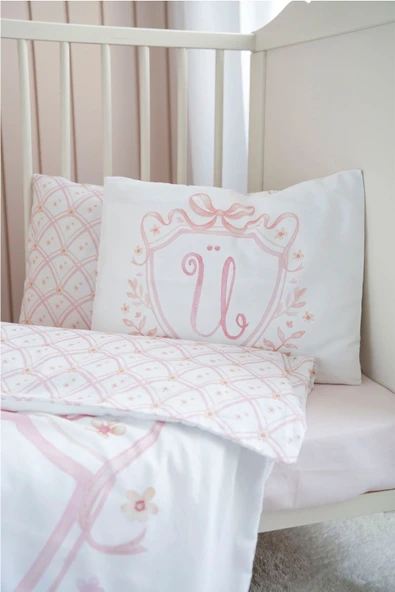 NOU Harf Serisi Ü Harfi Bebek Boy Nevresim Seti ( 100x150) - Noble Serie Pembe - 2